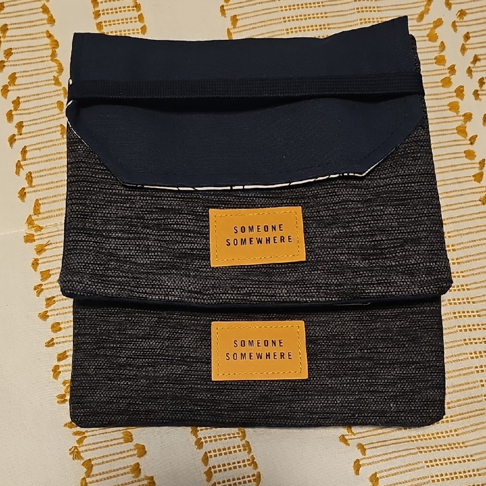 Delta Black and Tan Toiletry Bag